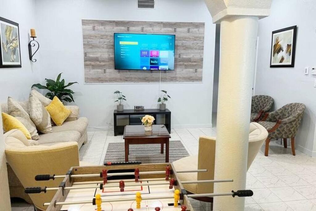 Amazing & Cozy Duplex Near Zoo Miami ! Villa Dış mekan fotoğraf