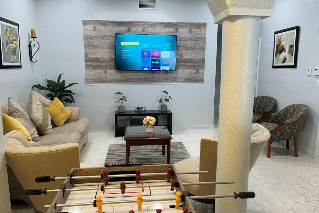 Amazing & Cozy Duplex Near Zoo Miami ! Villa Dış mekan fotoğraf