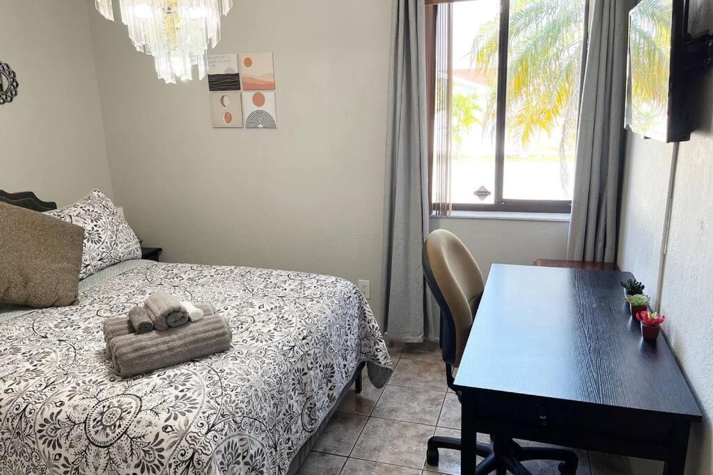 Amazing & Cozy Duplex Near Zoo Miami ! Villa Dış mekan fotoğraf